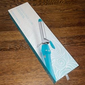 MOROCCANOIL Everlasting Curl Titanium Curling Iron